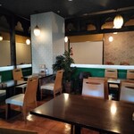 デルコス - 内観