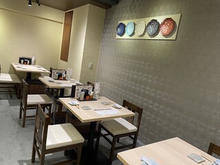 Sumibiyakitori Shiki - テーブル席