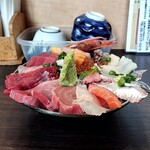 Tsukiji De Dondon - 