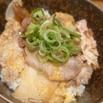 らぁ麺 さわ田 - チャーシュー丼(350円)。