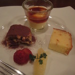 PASTA&BAR Natsu - ２月１日のドルチェ３点もり