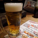 鶏家 六角鶏 - ビールで乾杯です