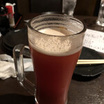 ヤキトリバティ - レッドアイを5杯以上飲み続けました。4人のチリ鍋の量は少ないけど楽しめました。