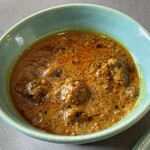 Spice curry mokuromi - 限定ラムとレモングラスのキーマ