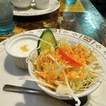 Kafe Do Tenjiku - サラダとヨーグルト
