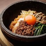 Stone grilled pibimbap