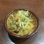 魚魚魚 - お通し　もやしとクラゲの和え物