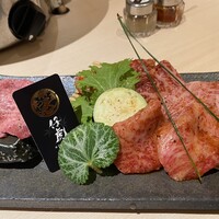 牛刺しと焼肉 仔虎 クリスロード店 - 