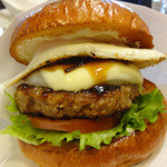 マグズカフェ - 1月限定＠もっちァレラチーズてりたまバーガー(アップ)