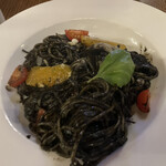 アラスカ - イカスミパスタ（本日のパスタ）