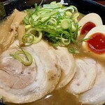 Ra-Men Yoshichi - そそるね〜こってり豚骨ラーメン