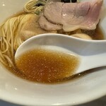 酒肴場 屯 - 本日の煮干し中華は、平子と白口でまろやかな煮干し感