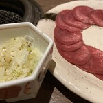 くつろぎの個室焼肉 和牛の里 - 