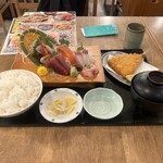 Hamayaki Kaisen Izakaya Daishousuisan - 