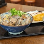 丸亀製麺 - 山盛りあさりうどん