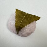 総本家　栃泉 - 桜餅　￥195
