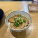 麺や厨 - 特製チャーシュー丼　¥300