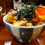 奈つやの中華そば - まかない丼 250円﻿