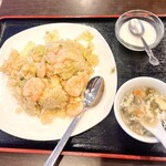 逸品楼 - スープと杏仁豆腐付き