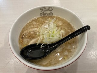 ラーメン海鳴 - とんこつ醤油ラーメン890円