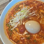 OKAGESAMA - トマトラーメン　半熟味玉　チーズ