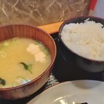 市松庵 - 小丼のご飯＆お味噌汁