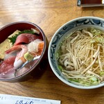 名登利寿し - 生ちらし+そうめん♬
      ランチメニューから...♪*ﾟ