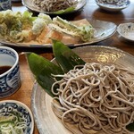 蕎麦庄 やまこし - 手打ち感満載！