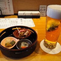 梅田 鮨割烹のの - 付き出し ＆ 生ビール