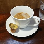 キッチン ブルー グローブ - ミルクを入れて、寛ぎます