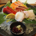 Umeda Sushi Kappou Nono - 本日の造り盛り合わせ五種