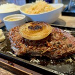 Bun - シャトーブリアンランチ200g（¥2,882税込）
                        グラスフェッドビーフの健康的な赤身肉です(*≧∀≦*)