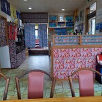 沖縄料理 美ら結 - 店内