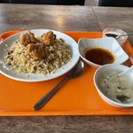 福満園 - ユーリンチーチャーハンとスープ・杏仁豆腐