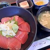 王様のまぐろ食堂 - 上マグロ丼　シャリ普通