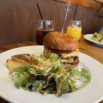 Craft burger & dinning THE ROOTS - 