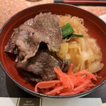 三嶋亭 大丸京都店 - 心と胃袋が満たされる牛丼❤️