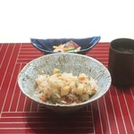 日本料理 吟 - 桜海老、筍、花山葵の土鍋ご飯