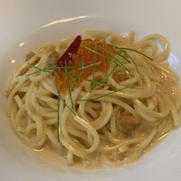 クッチーナ イタリアーナ アリア 六本木 - ウニとイクラのクリームソース。こちらはやさしい濃厚さで満足感高い一品でした。