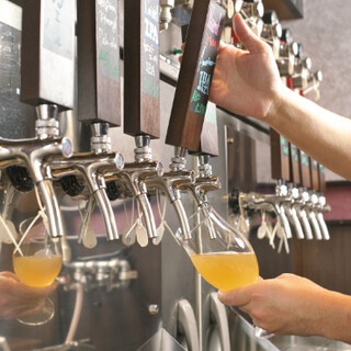 Changes with the seasons◆Cheers with our carefully selected “home-brewed craft beer”