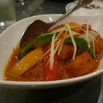 インド料理 ショナ・ルパ - ホットカレー海老アップ