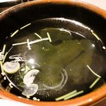 Yakiniku Resutoran Anrakutei - 元気応援　満腹２５０ｇ定食＠わかめスープ