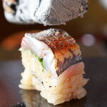 Sushi Rabo - 炙り棒寿し