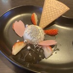 ダイニングカフェ＆バー ロンド - 