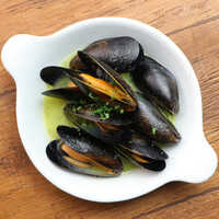 食欲が出てくる香り。ムール貝のガーリックバター蒸し