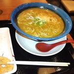 Juu Warisoba Juube Xe - カレー蕎麦大、食べるときは七味唐辛子をタップリと