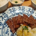 肉匠の牛たん たん之助 - 