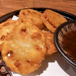 Zenseki Koshitsu Izakaya Gintei - 蓮根挟み揚げ　７８０円（税抜）