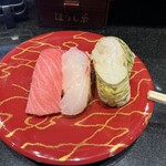 Mawaru Toyamawan Sushi Tama - ぜいたく3種¥880 中トロ　のどぐろ　白えび