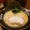 Ichikakuya - ラーメン（大、醤油、1,070円）